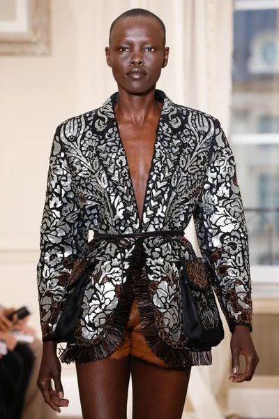 Look 69